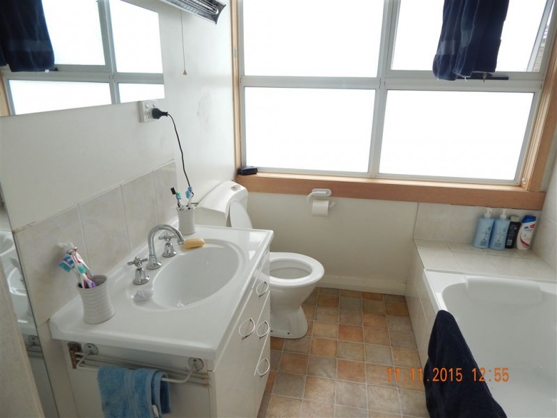 2 Hayward Street, Penguin TAS 7316