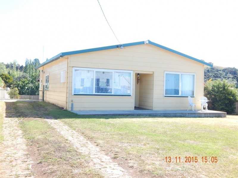29 Crescent Street, Penguin TAS 7316