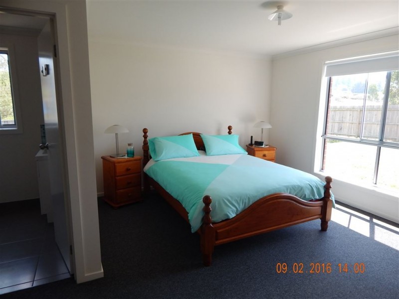 44 Berkshire Parade, Penguin TAS 7316