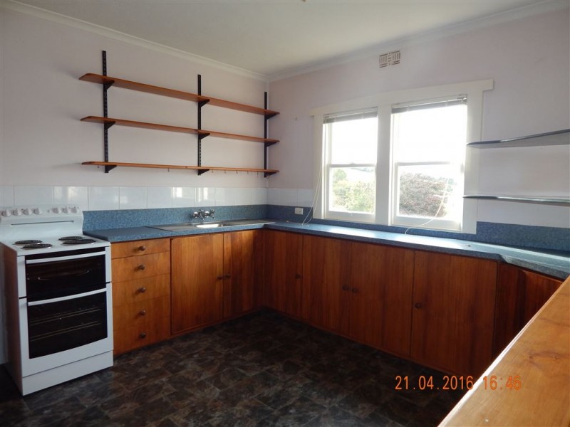 82 Ironcliffe Road, Penguin TAS 7316