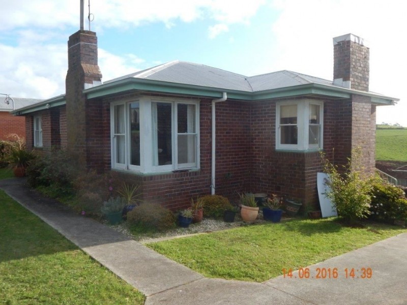 72 Pine Road, Penguin TAS 7316