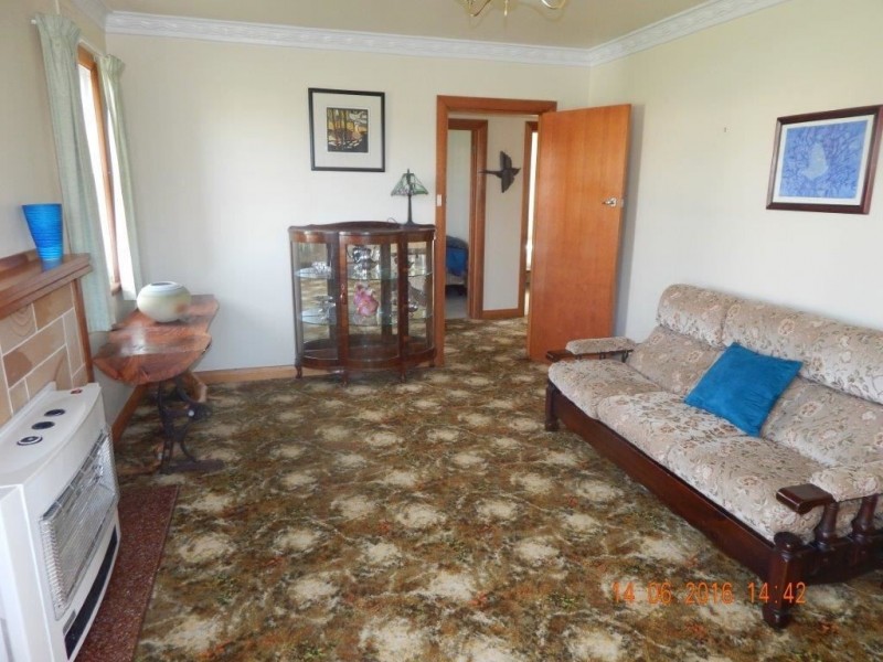 72 Pine Road, Penguin TAS 7316