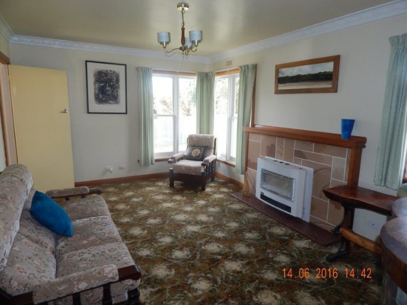 72 Pine Road, Penguin TAS 7316