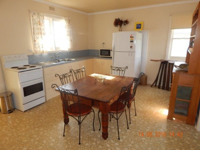 72 Pine Road, Penguin TAS 7316