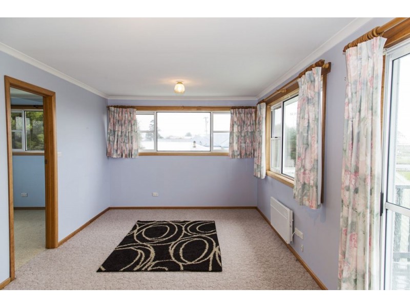42 Water Street, Ulverstone TAS 7315