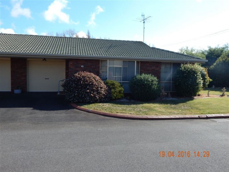 14/3 Hayward Street, Penguin TAS 7316