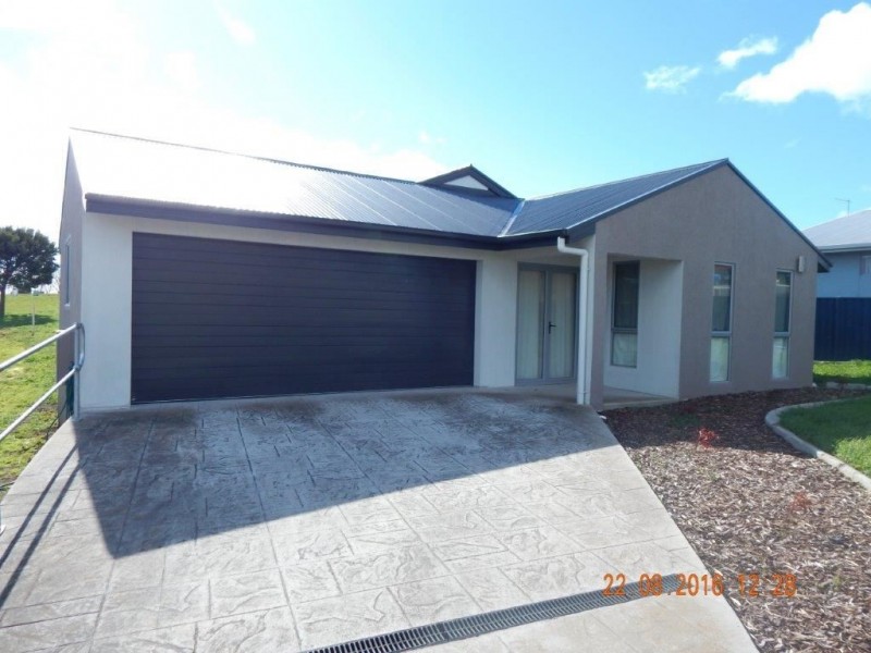 29 Hales Street, Penguin TAS 7316