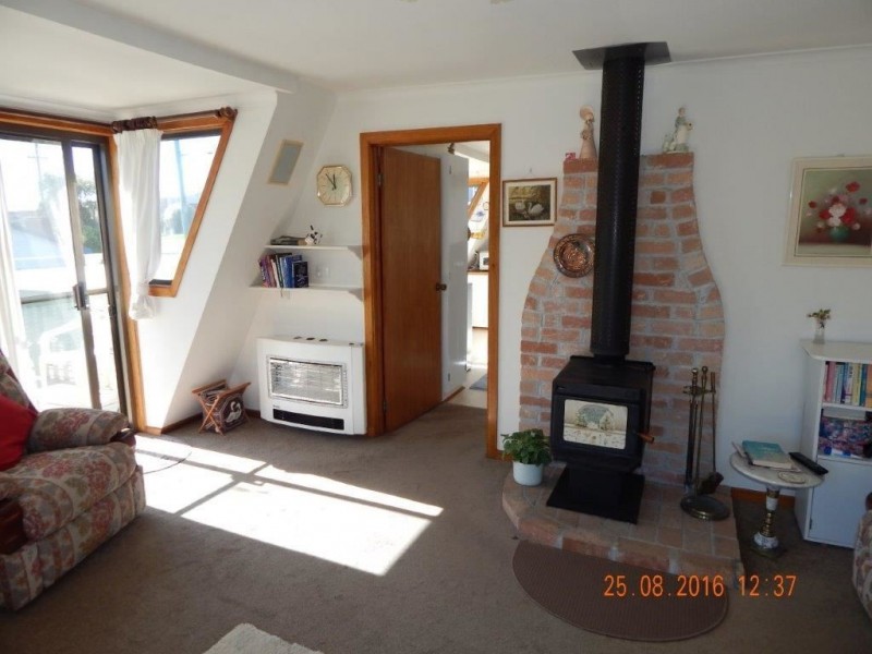 42 Ironcliffe Road, Penguin TAS 7316