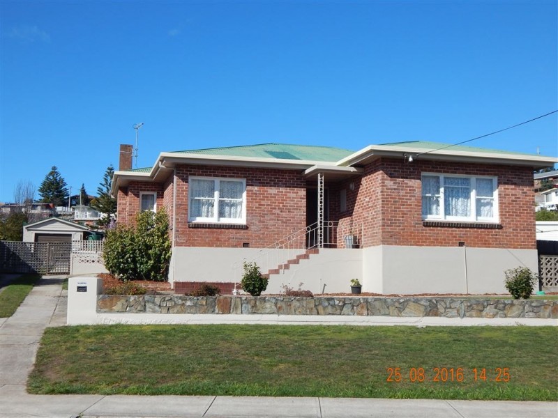 29 Ironcliffe Road, Penguin TAS 7316