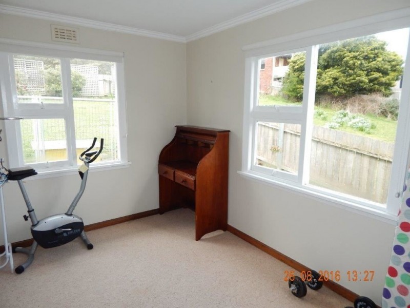 25 Deviation Road, Penguin TAS 7316