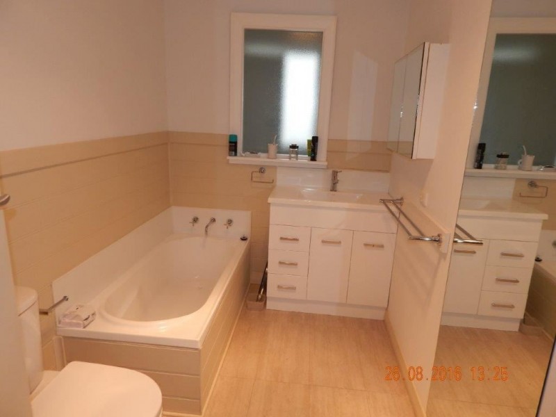 25 Deviation Road, Penguin TAS 7316