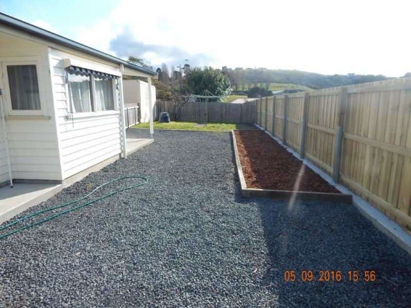 2 Hayward Street, Penguin TAS 7316