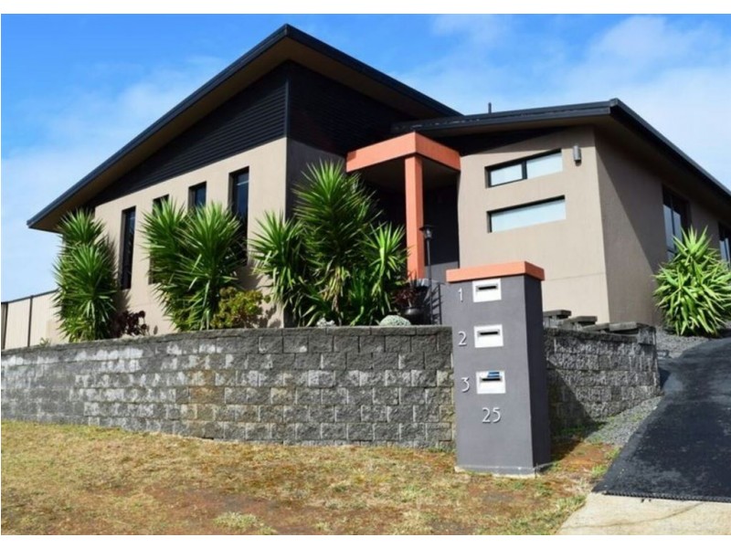 1/25 Platinum Drive, Park Grove TAS 7320