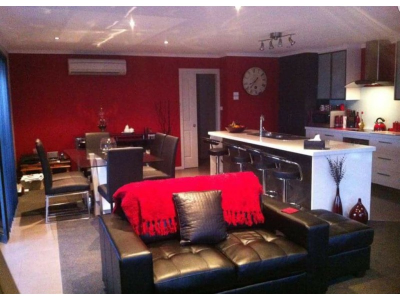 1/25 Platinum Drive, Park Grove TAS 7320