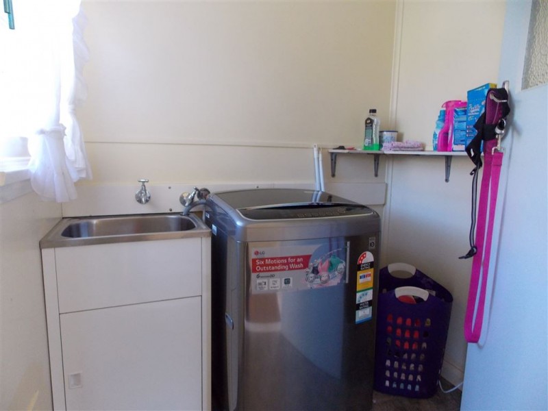 1 Elizabeth Street, Penguin TAS 7316