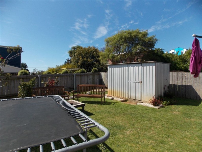 1 Elizabeth Street, Penguin TAS 7316