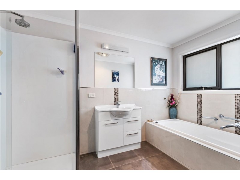 35 Bowman Drive, Penguin TAS 7316