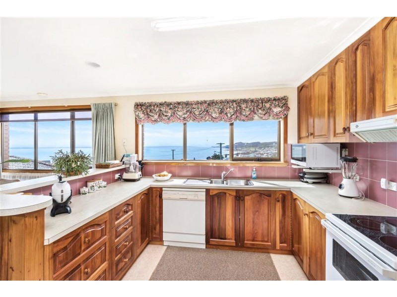 18 Kelvin Street, Penguin TAS 7316