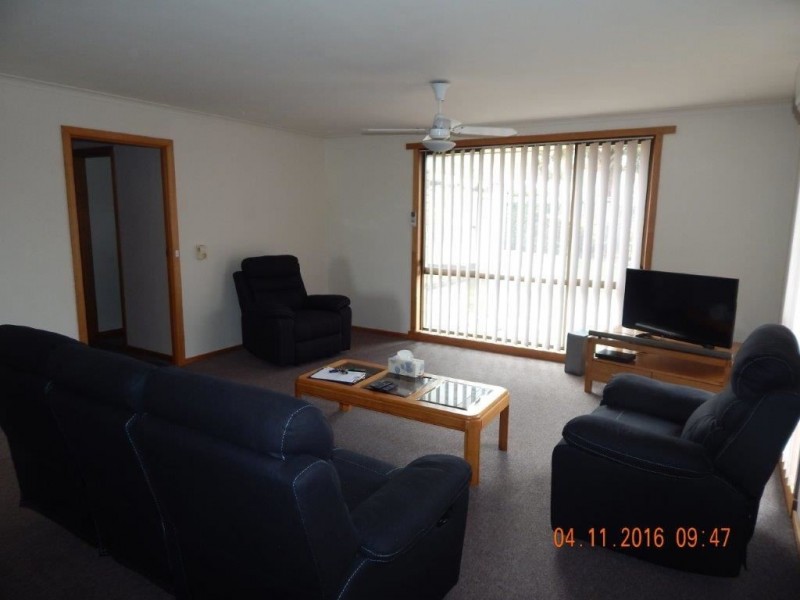 7 Lancaster Avenue, Penguin TAS 7316