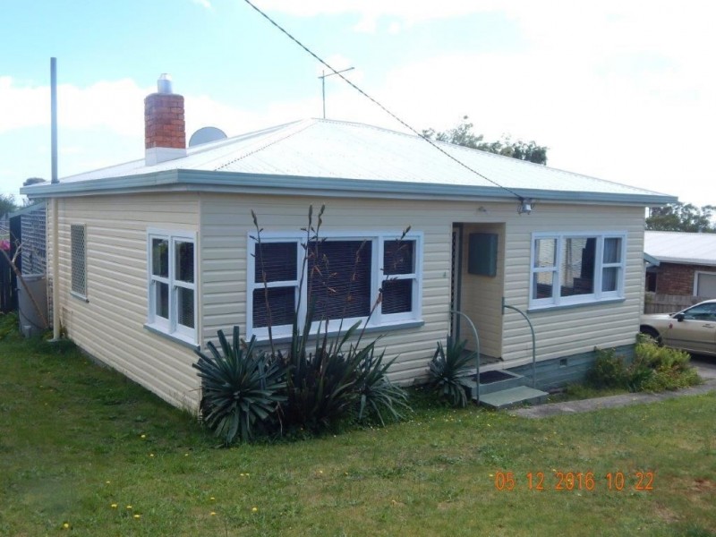 4 Fielding Street, Penguin TAS 7316