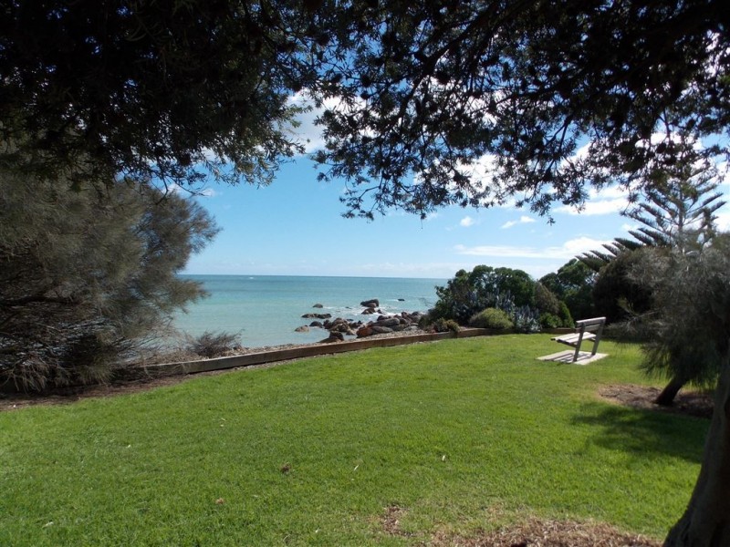 9/99-101 Main Road, Penguin TAS 7316