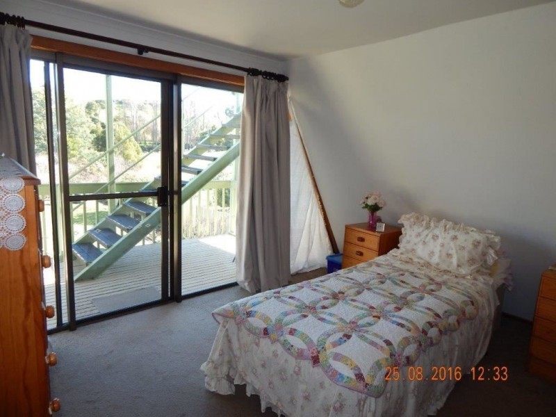 42 Ironcliffe Road, Penguin TAS 7316
