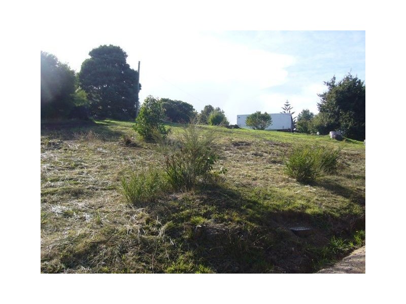 61 Deviation Road, Penguin TAS 7316