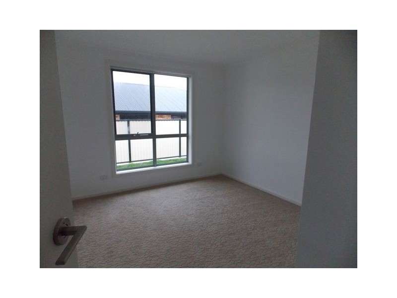 25 Hales Street, Penguin TAS 7316