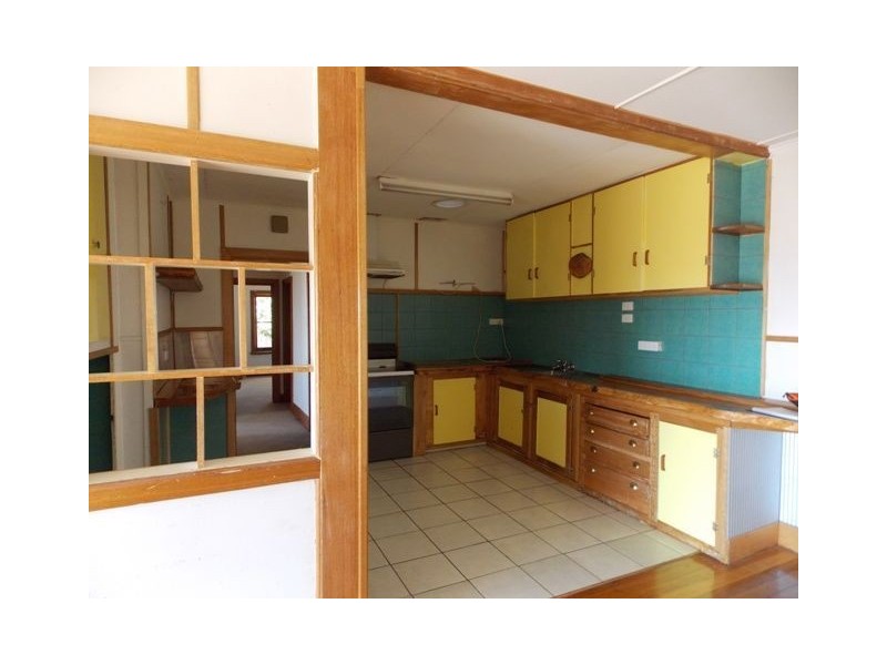 22 King Edward Street, Penguin TAS 7316