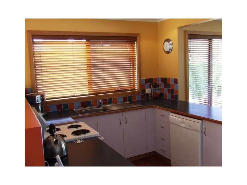 204 Main Road, Penguin TAS 7316