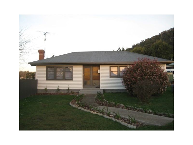 7 Hogarth Road, Sulphur Creek TAS 7316