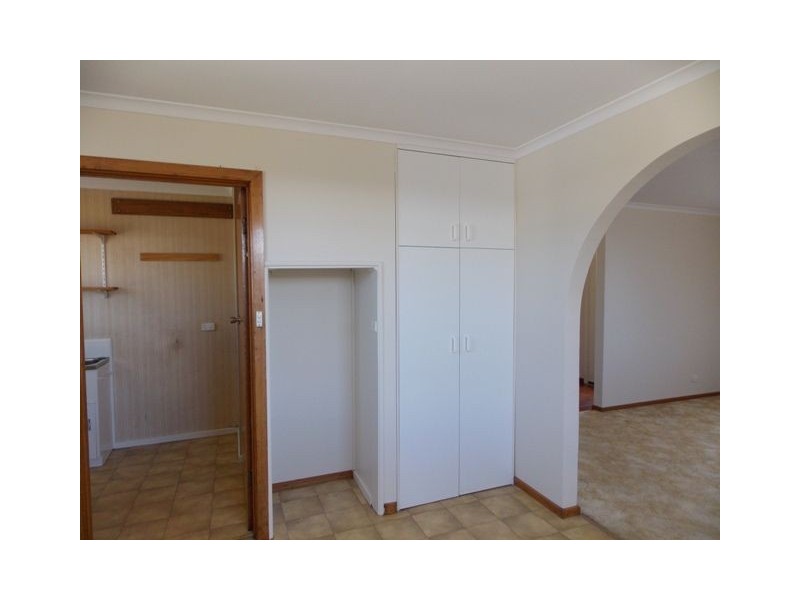 10 Ling Street, Penguin TAS 7316