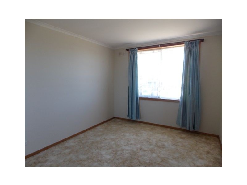 10 Ling Street, Penguin TAS 7316