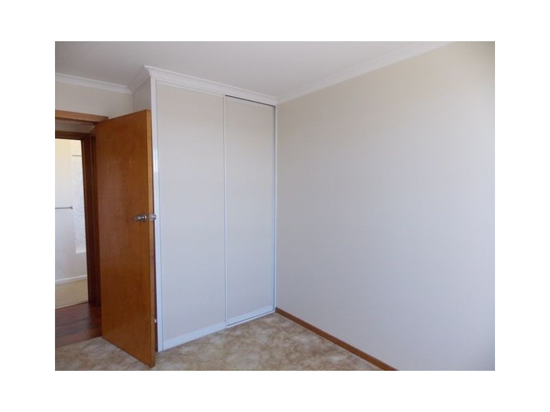 10 Ling Street, Penguin TAS 7316