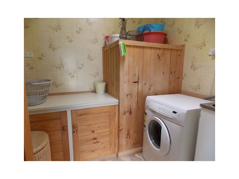 5 Ashwater Crescent, Penguin TAS 7316