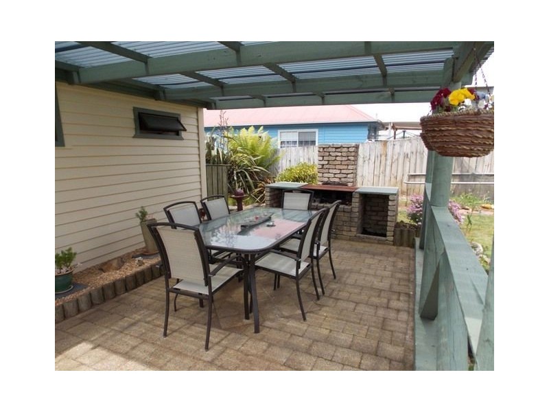 5 Ashwater Crescent, Penguin TAS 7316