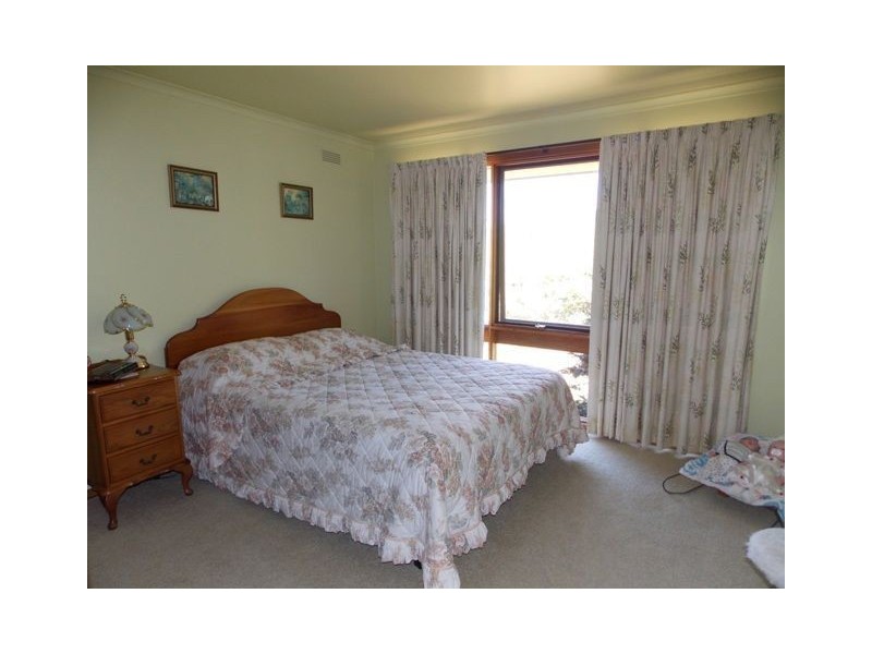 101 South Road, Penguin TAS 7316