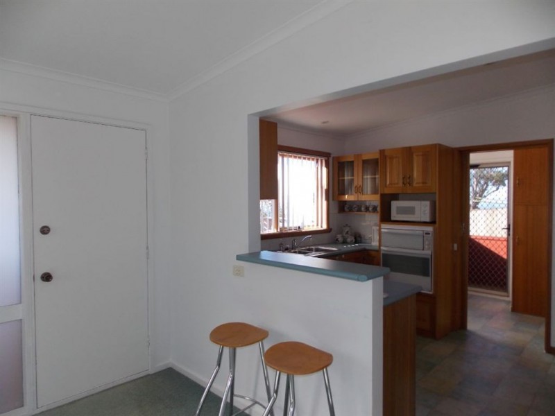 25 Pineleigh Street, Penguin TAS 7316