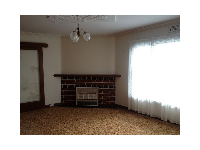 12 Elizabeth Street, Penguin TAS 7316