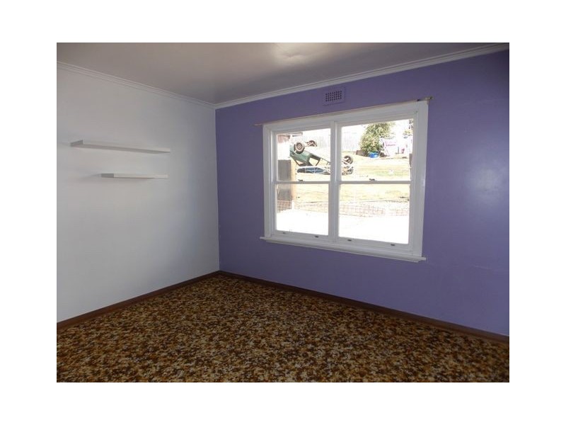 13 Elizabeth Street, Penguin TAS 7316