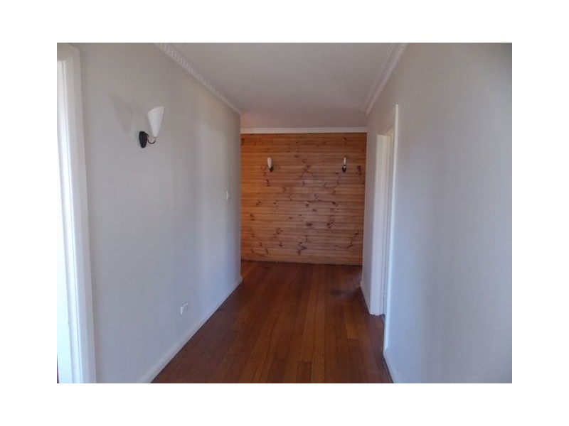 3 South Road, Penguin TAS 7316