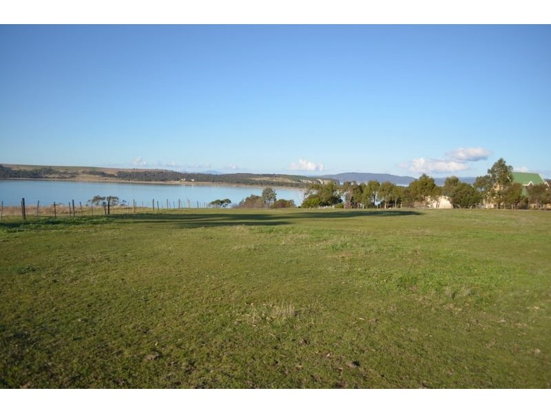 341 Clifton Beach Road, Clifton Beach TAS 7020