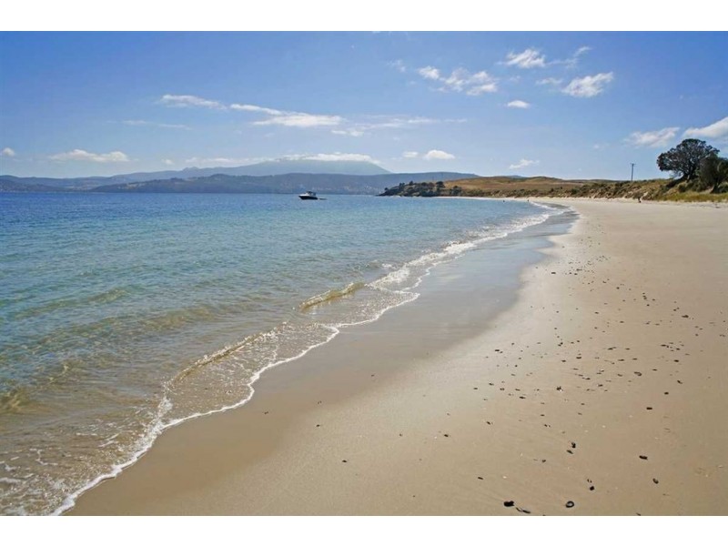 126 Spitfarm Road, Opossum Bay TAS 7023