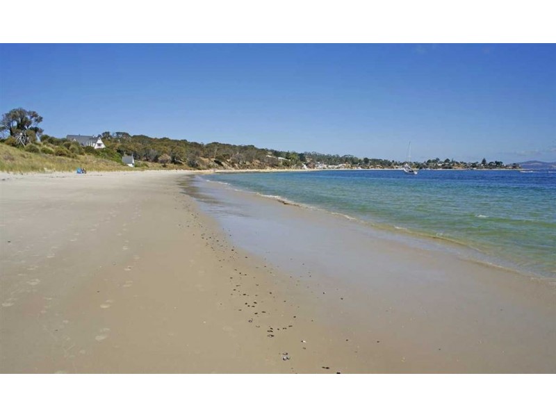126 Spitfarm Road, Opossum Bay TAS 7023