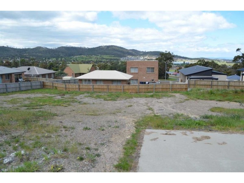10 Emmaline Court, Rokeby TAS 7019