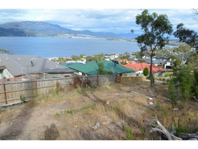 556 Oceana Drive, Howrah TAS 7018