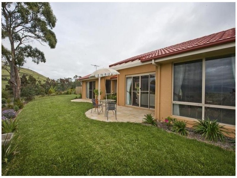 6 Sunnyview Place, Honeywood TAS 7017