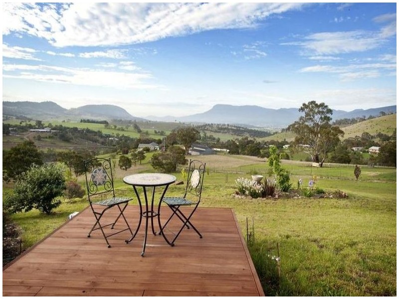 6 Sunnyview Place, Honeywood TAS 7017