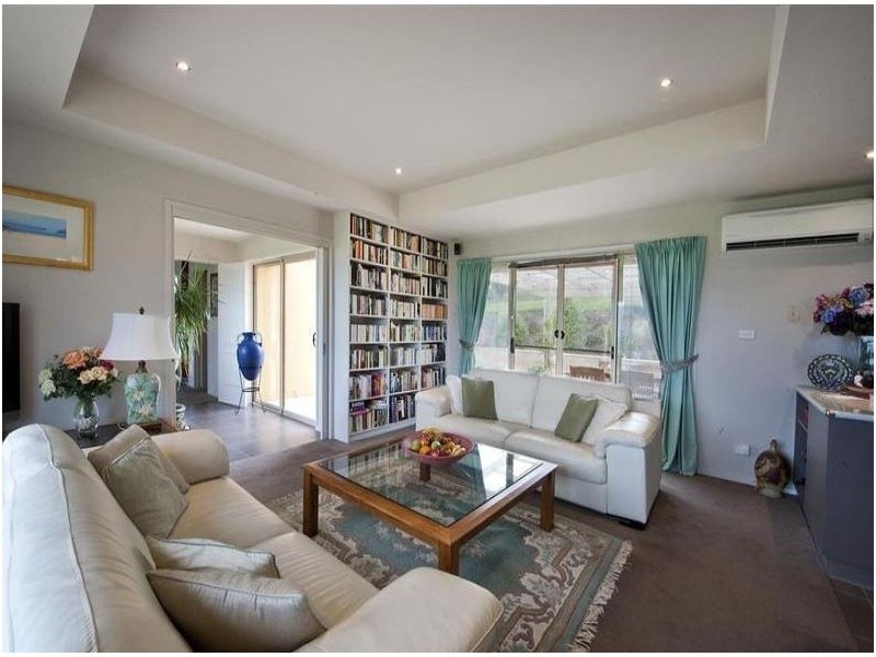 6 Sunnyview Place, Honeywood TAS 7017