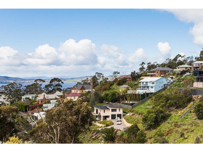 8 Oberon Court, Dynnyrne TAS 7005